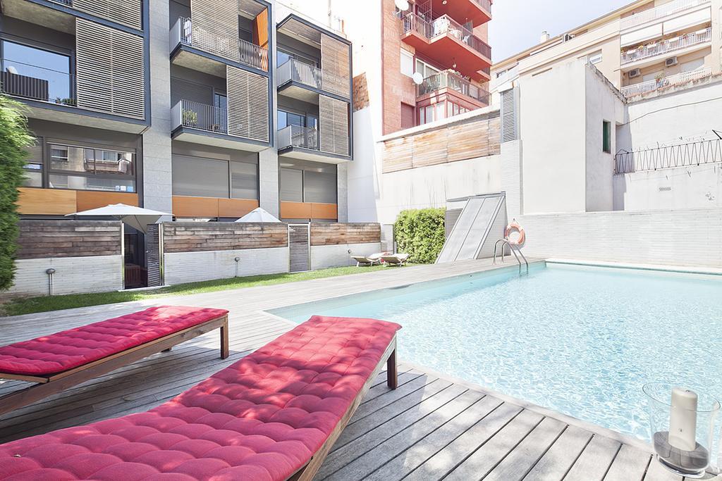 My Space Barcelona Pool Garden Apartments ภายนอก รูปภาพ