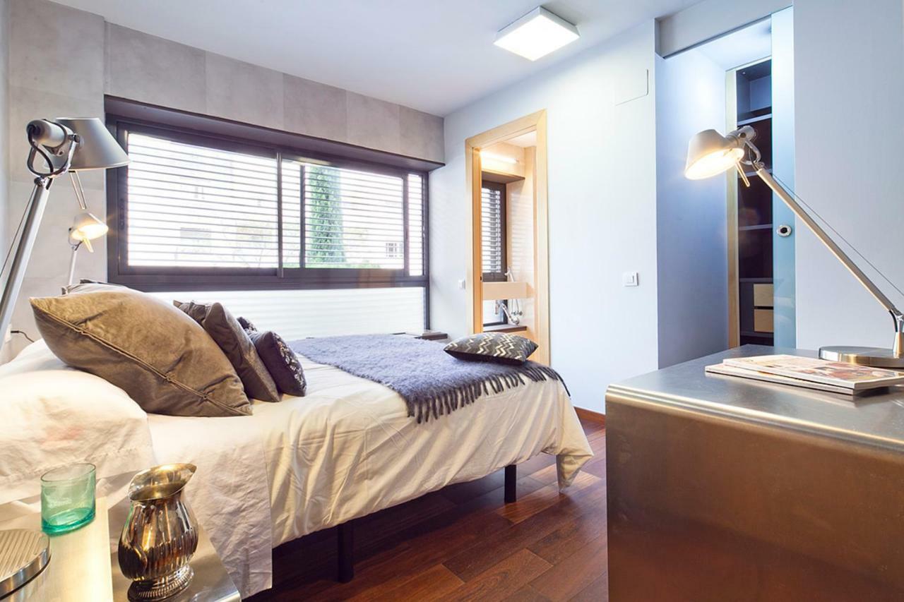 My Space Barcelona Pool Garden Apartments ภายนอก รูปภาพ