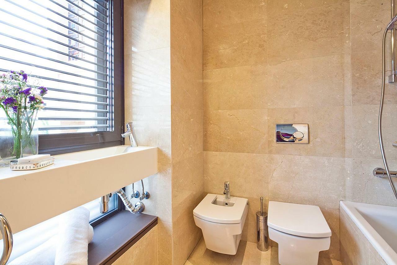 My Space Barcelona Pool Garden Apartments ภายนอก รูปภาพ